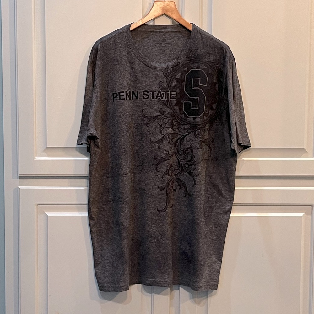 Men’s Penn State Fancy Scroll Pattern T-Shirt - XL